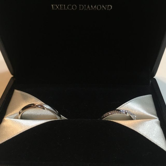 【エクセルコダイヤモンド(EXELCO DIAMOND)の口コミ】 もともとストレートタイプでダイヤを使用している指輪を検討しており、ブ…