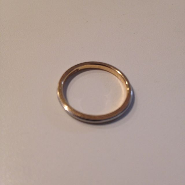 【ティファニー(Tiffany & Co.)の口コミ】 元々ティファニーのアクセサリーに憧れていて店舗を見に行きました。
ピン…