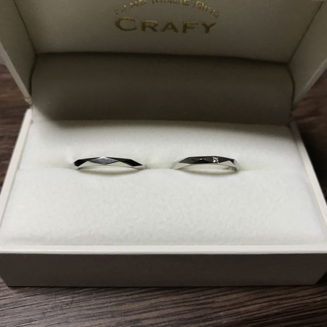 【CRAFY(クラフィ)の口コミ】 自分たちでデザインして2人で作れるところ
プラチナでそれなりの価格で作…