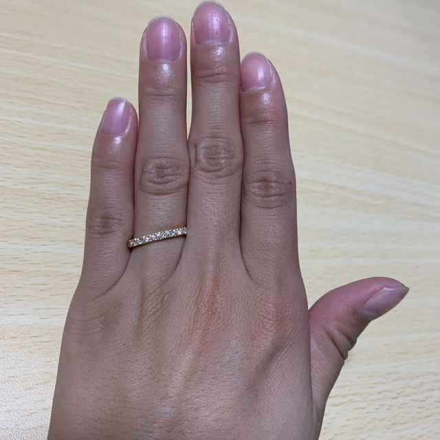 【ラザール ダイヤモンド(LAZARE DIAMOND)の口コミ】 ダイヤモンドがキラキラと輝いていて、指につけた瞬間、ビビっときました…