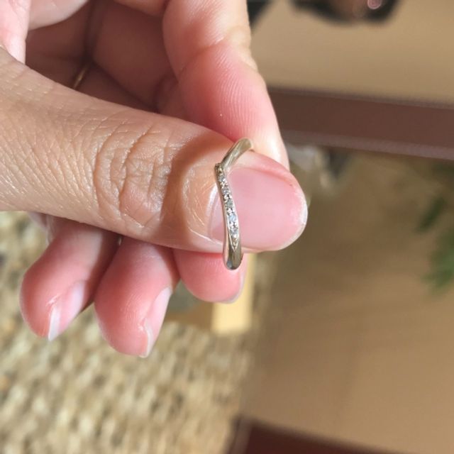 【杢目金屋(もくめがねや)の口コミ】 木目調の金属の組み合わせにより世界に一つのリングが作れる点がオシャレ…