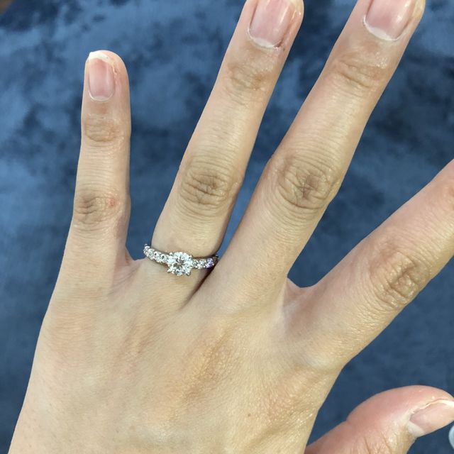 【宝寿堂(ほうじゅどう)の口コミ】 ゴージャスなデザインを希望していました。ブランドよりも、ダイヤモンド…