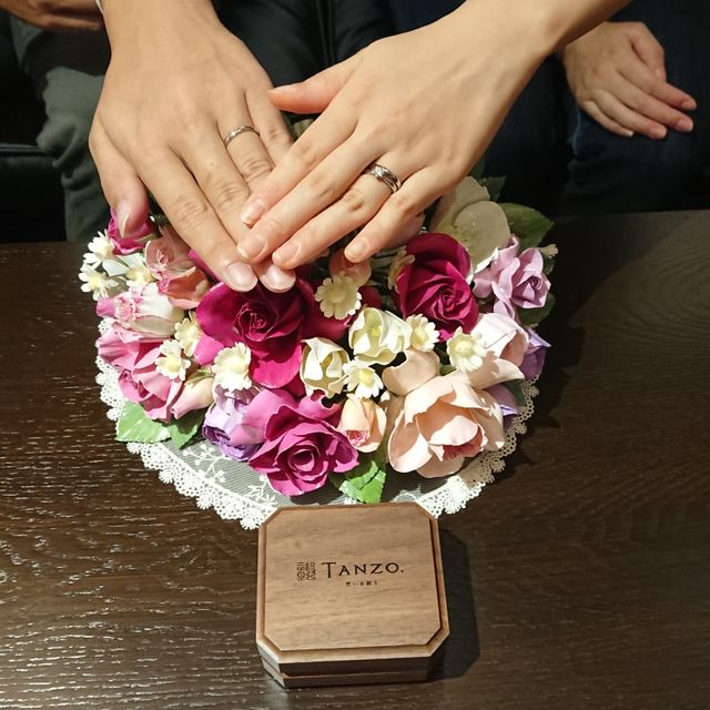 【TANZO.(鍛造指輪)の口コミ】 婚約・結婚指輪選びで重視していた強度の高さと付け心地の良いシンプルな…