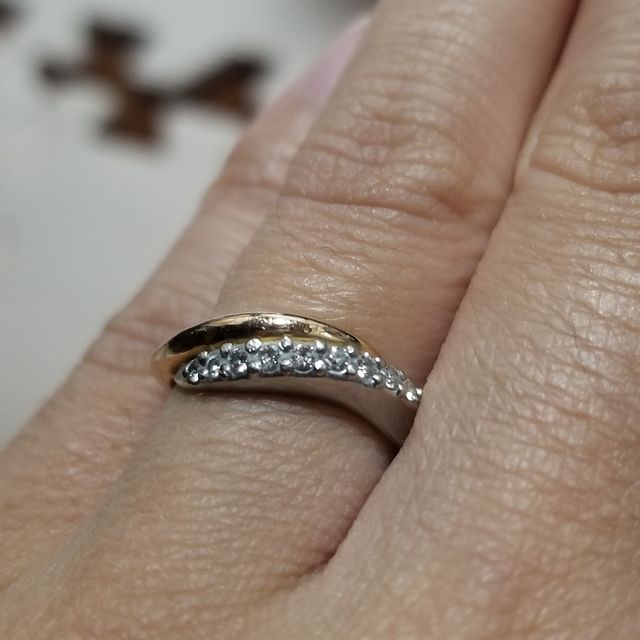 【アイプリモ(I-PRIMO)の口コミ】 ツートーンの指輪を探していました。有名ブランドいくつもまわり見ました…