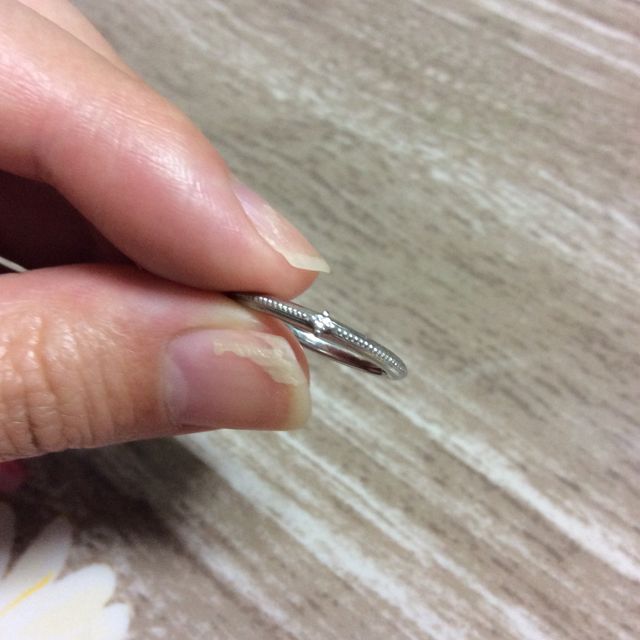 【ケイウノ ブライダル(K.UNO BRIDAL)の口コミ】 購入の決め手は、デザイナーさんとのマンツーマンでできたデザインの相談…