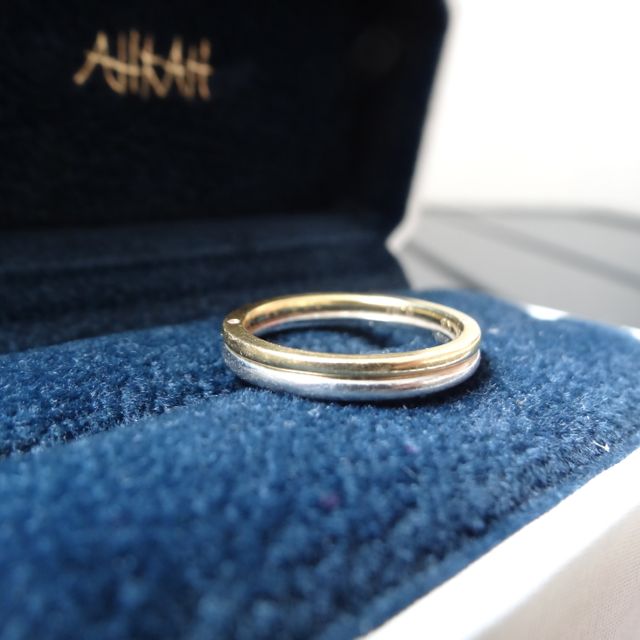 【AHKAH(アーカー)の口コミ】 　６種類の地金の中から自分の好きな２種類の地金が選べ、さらに地金には…