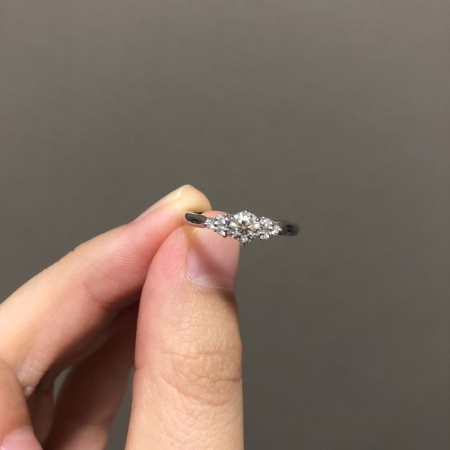 【銀座ダイヤモンドシライシの口コミ】 担当の方がブランドコンセプト、強み、ダイヤモンドの仕入事情等を丁寧に…