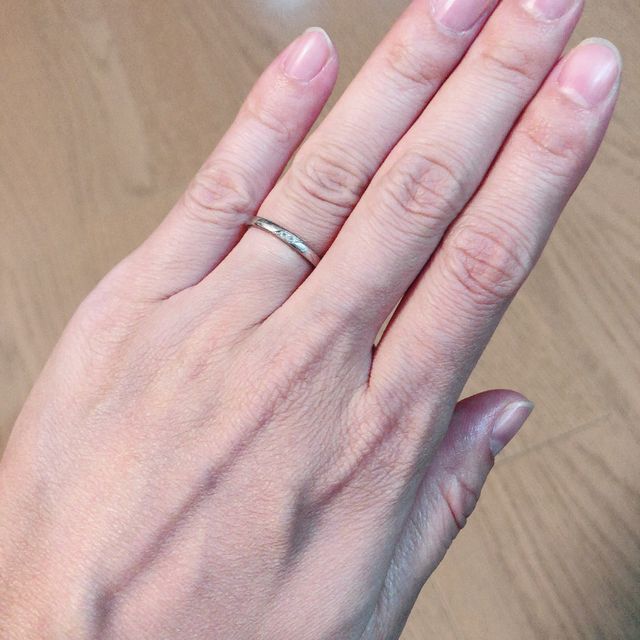 【Passage(パッサージュ)の口コミ】 結婚指輪を買うのに予算に余裕がなく、どうしようか悩んでいた時に『パラ…
