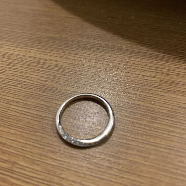 【銀座ダイヤモンドシライシの口コミ】 違うブランドも見ていたのですが、色々なお店を回るのもなかなか体力を使…