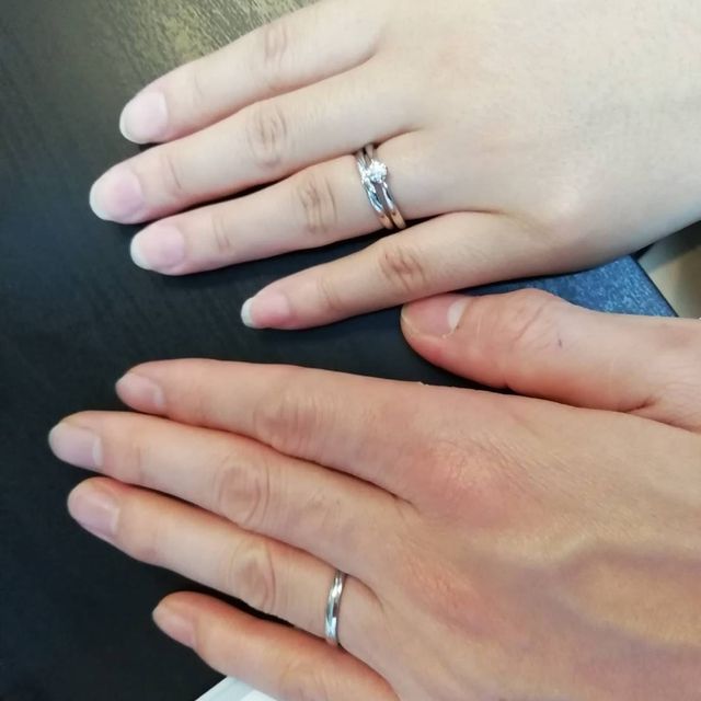 【アイプリモ(I-PRIMO)の口コミ】 指輪のデザインは、はじめはいくつもの指輪を見させていただいて、形が可…