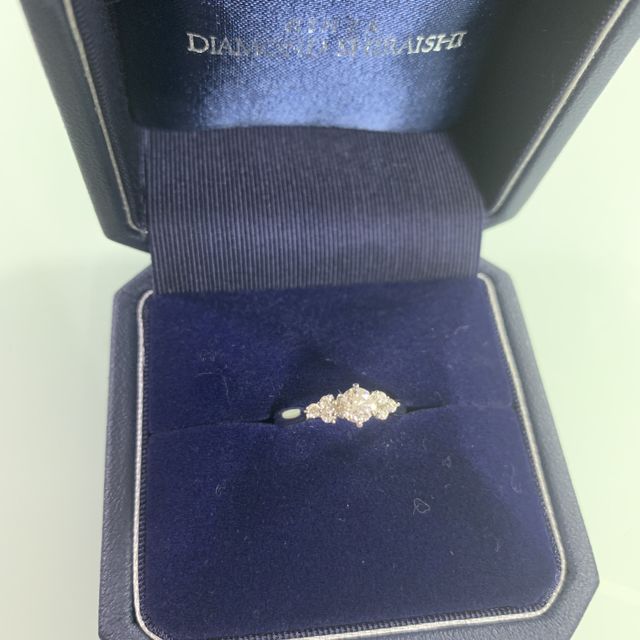 【銀座ダイヤモンドシライシの口コミ】 違うブランドと迷っておりましたが指にはめた時の肌馴染みが格段に違いま…