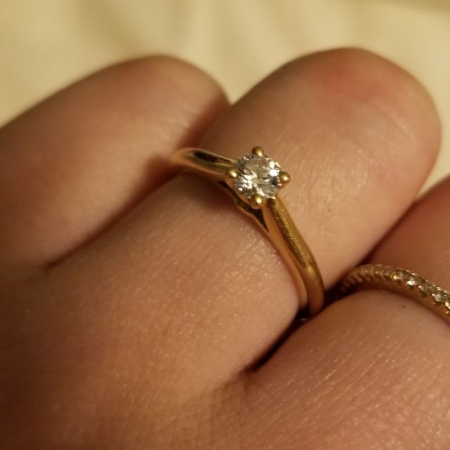 【カルティエ(Cartier)の口コミ】 このタイプのダイヤは婚約指輪じゃなきゃなかなか買わなさそうなデザイン…