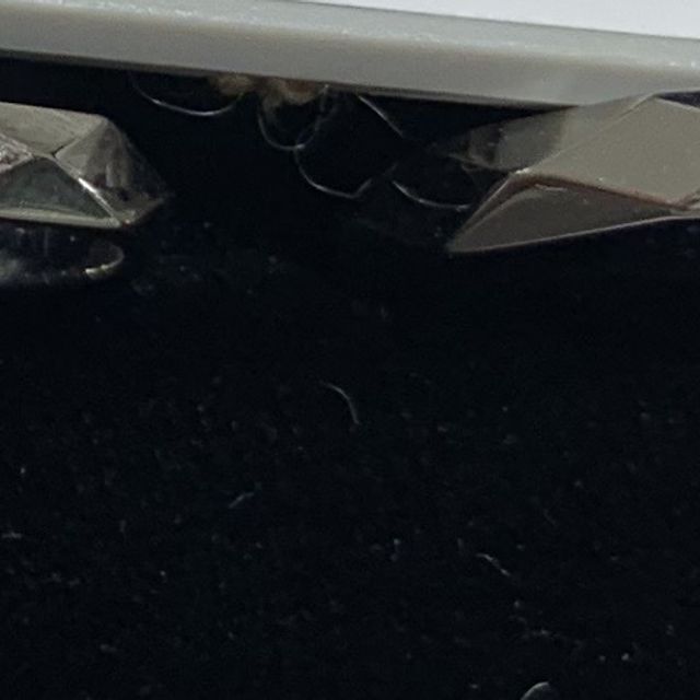 【LUCIR-K(ルシルケイ)の口コミ】 常時着けたいけど、デザイン性も欲しい方にピッタリの指輪です。存在感が…