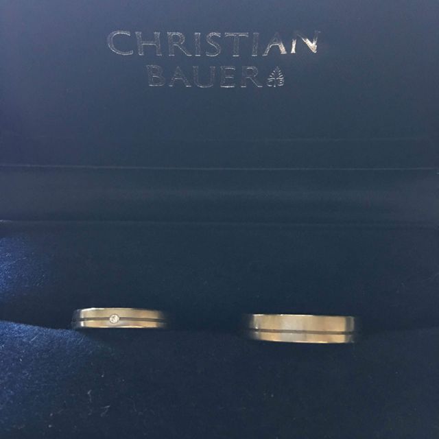 【CHRISTIAN BAUER(クリスチャンバウアー)の口コミ】 ふたりともシンプルでかっこ良く品質のよいものを望んでいました。そのほ…