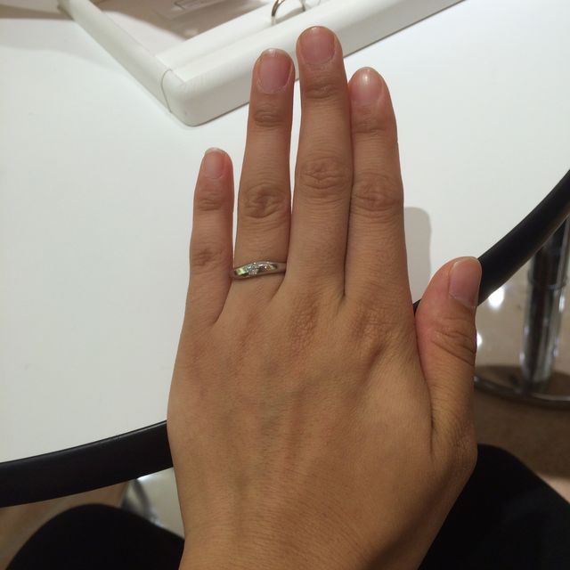 【Douxmiere bijou SOPHIA(ドゥミエール ビジュソフィア)の口コミ】 結婚の話をしていてふらっと入りました。そこで試しにといろいろな指輪も…