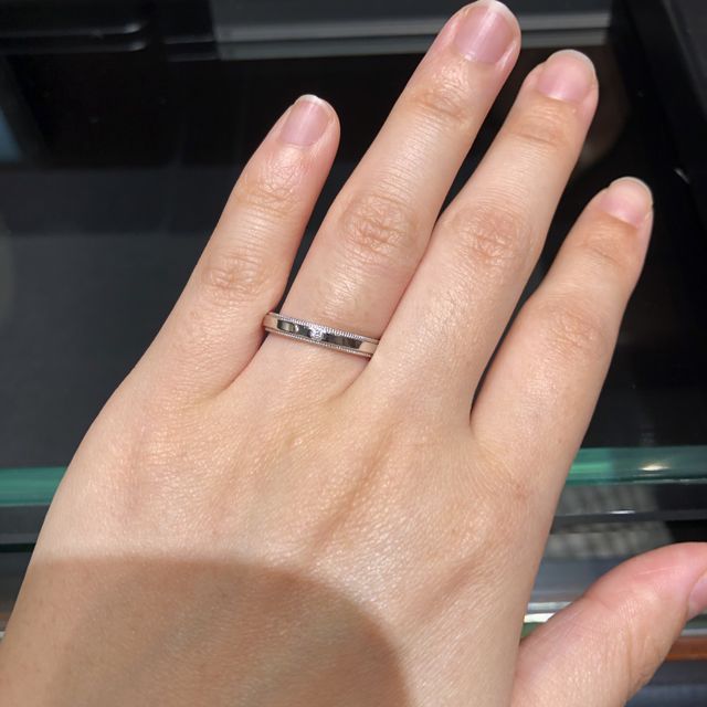 【ラザール ダイヤモンド(LAZARE DIAMOND)の口コミ】 婚約指輪がラザールさんのものだったので結婚指輪も同じラザールさんで揃…
