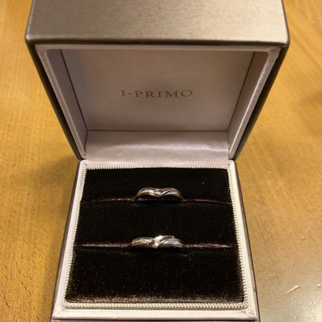 【アイプリモ(I-PRIMO)の口コミ】 直感。指輪のデザインの良さ。婚約指輪を決めてから結婚指輪を選びました…