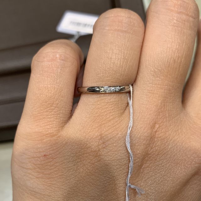 【アイプリモ(I-PRIMO)の口コミ】 シンプルで、真っ直ぐなデザインを探している方にオススメだと思います。…