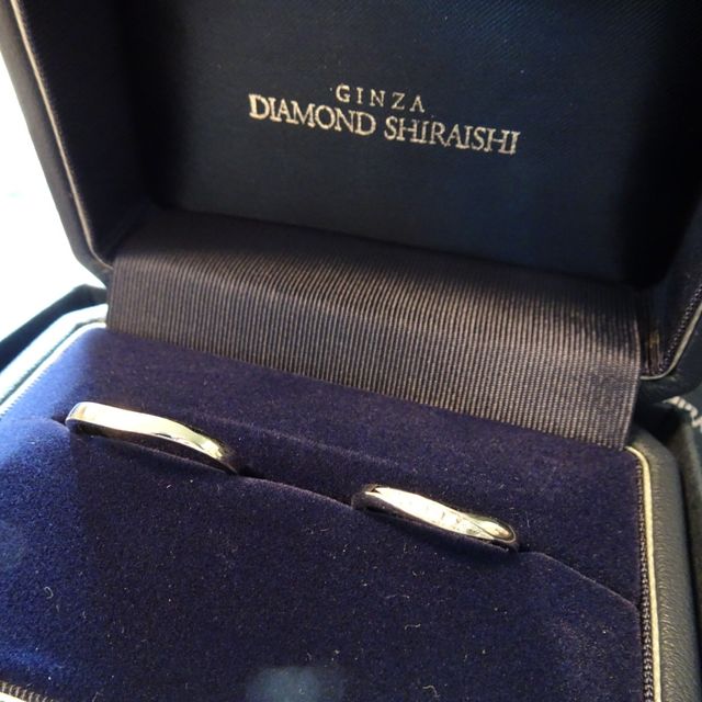 【銀座ダイヤモンドシライシの口コミ】 まず、購入後のアフターサービスがしっかりしている所に惹かれました。ま…