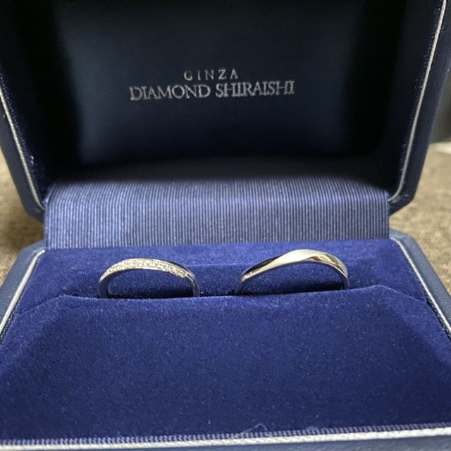 【銀座ダイヤモンドシライシの口コミ】 色々なブランドさんを見に行きましたが、やはり似てるデザインが多く、ダ…