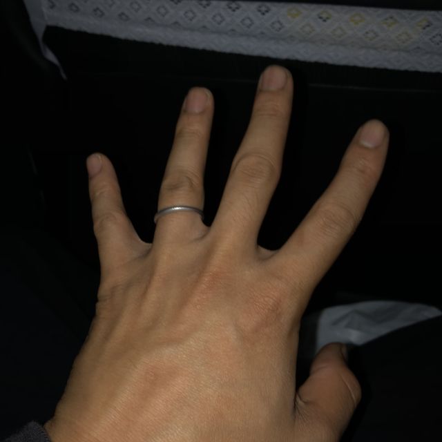 【THREE TREES(スリーツリーズ)の口コミ】 元々は彼女の提案で、初めは断ってました。
理由としては、ずぅ〜とつける…