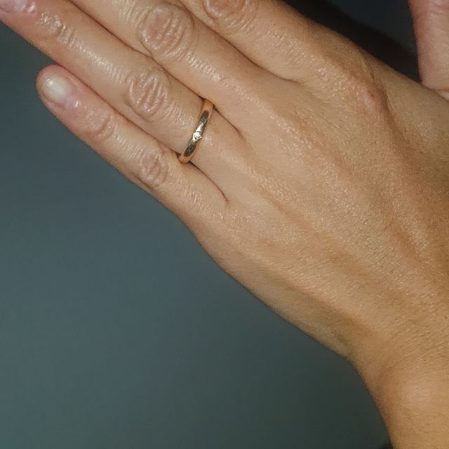 【ティファニー(Tiffany & Co.)の口コミ】 ダイヤが羅列しているようなよくあるゴージャス！な感じの指輪がどうも嫌…