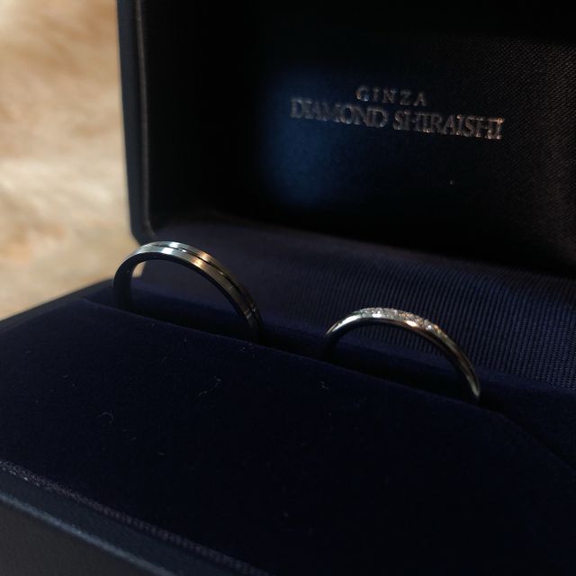 【銀座ダイヤモンドシライシの口コミ】 もともと結婚指輪と婚約指輪がセットになっているものを探していました。…