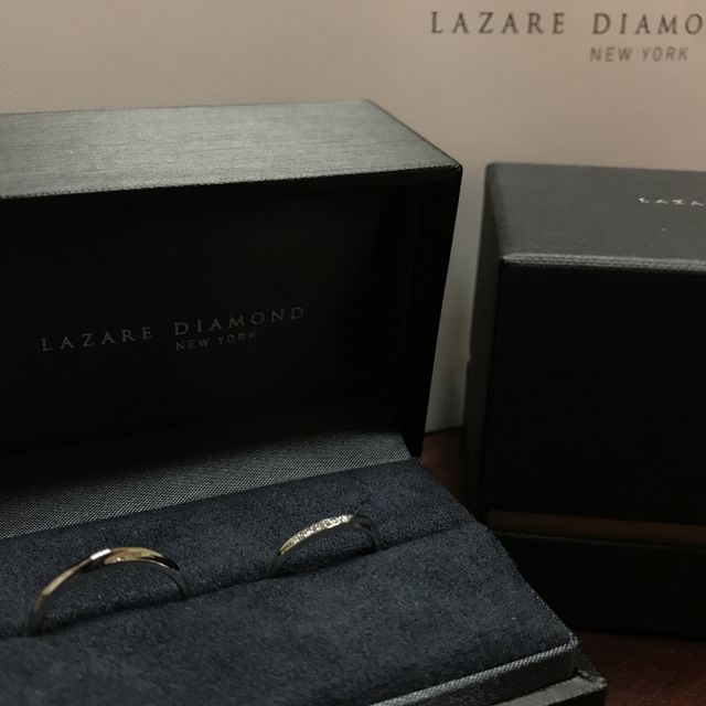 【ラザール ダイヤモンド(LAZARE DIAMOND)の口コミ】 結婚式場と提携しており、割引があり、価格がちょうど良かったため。また…