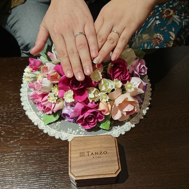 【TANZO.(鍛造指輪)の口コミ】 何年たっても曲がらない丈夫さに惚れ、鍛造さんのフルオーダーの結婚指輪…