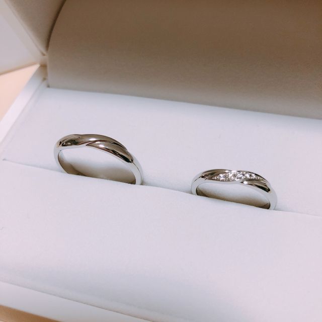 【ギンザタナカブライダル(GINZA TANAKA BRIDAL)の口コミ】 元々はシンプルなストレートタイプのリングを探していたのですが、試着を…