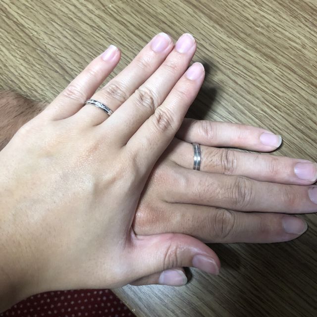 【アイプリモ(I-PRIMO)の口コミ】 ディオーネの指輪を購入しました。真ん中の小さいハートのラインに、さり…