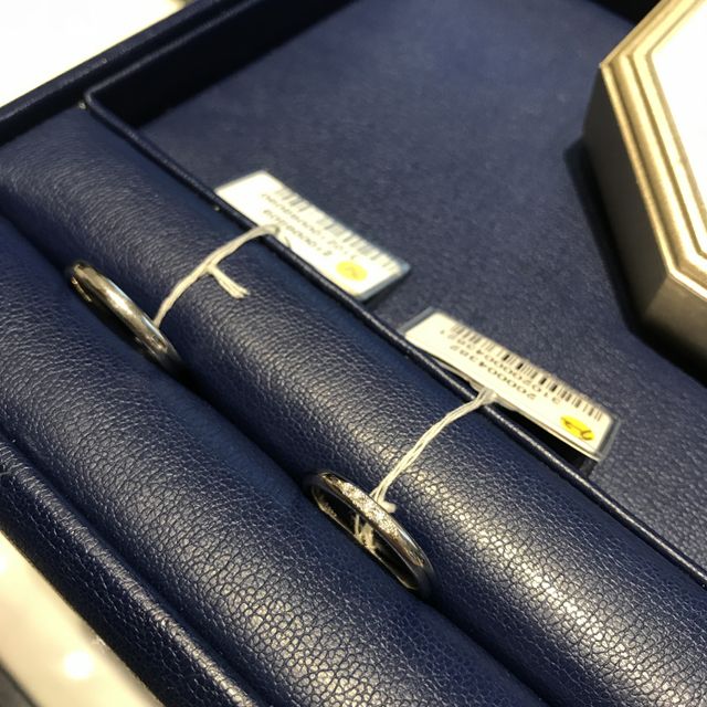 【銀座ダイヤモンドシライシの口コミ】 試着したときにすっきり指がキレイに見えたので自分に合うデザインだと思…