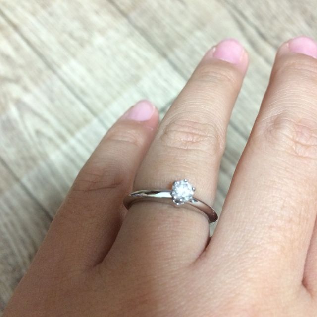 【ティファニー(Tiffany & Co.)の口コミ】 プロポーズされた時に主人からサプライズでいただきました。どこのブラン…