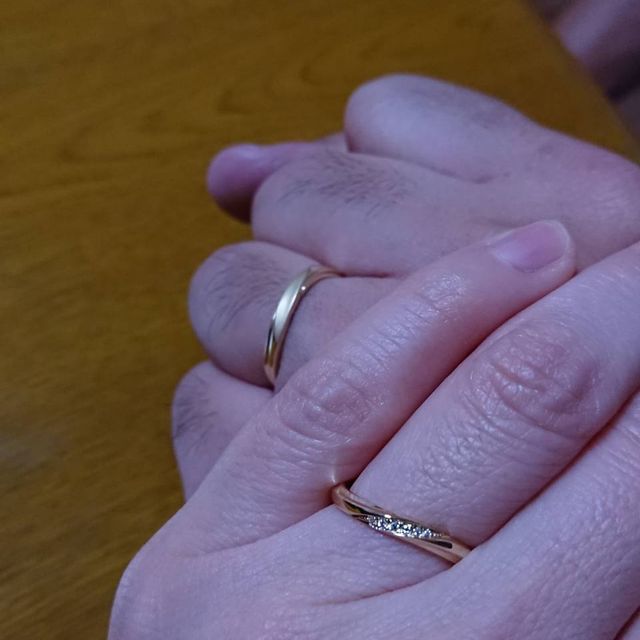 【銀座ダイヤモンドシライシの口コミ】 はじめに寄ったのがダイアモンドシライシでした。
男性用はなんでもいいや…