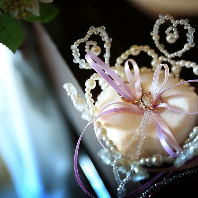 【杢目金屋(もくめがねや)の口コミ】 プロポーズされる前から、Facebookの広告を見ており、ずっと気になってい…