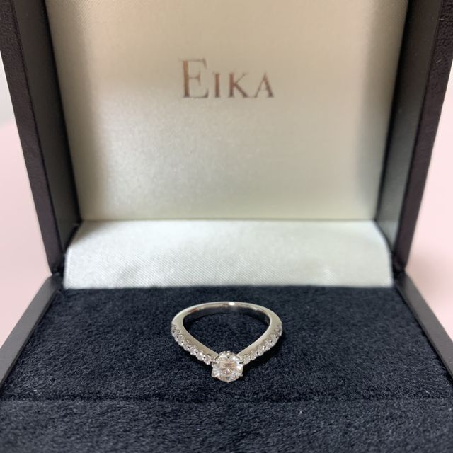 【EIKA(エイカ)の口コミ】 プローポーズではダイヤのみを頂き、最初の指輪へのリメイクはどのデザイ…