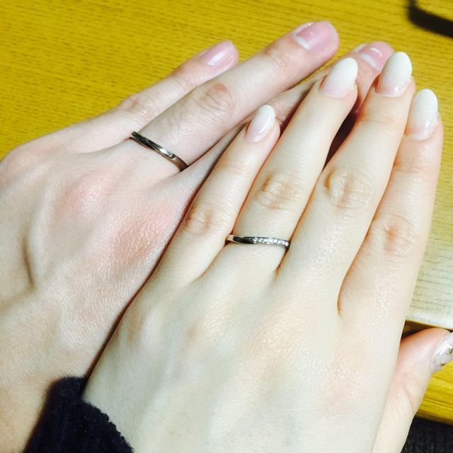 【俄(にわか)の口コミ】 普段付けても邪魔にならないシンプルなデザインで探していました。
且、ダ…