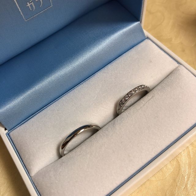 【GALA JEWELRY(ガラジュエリー)の口コミ】 長くつけられる素材のプラチナ素材がよかったのと
エタニティリングがよか…