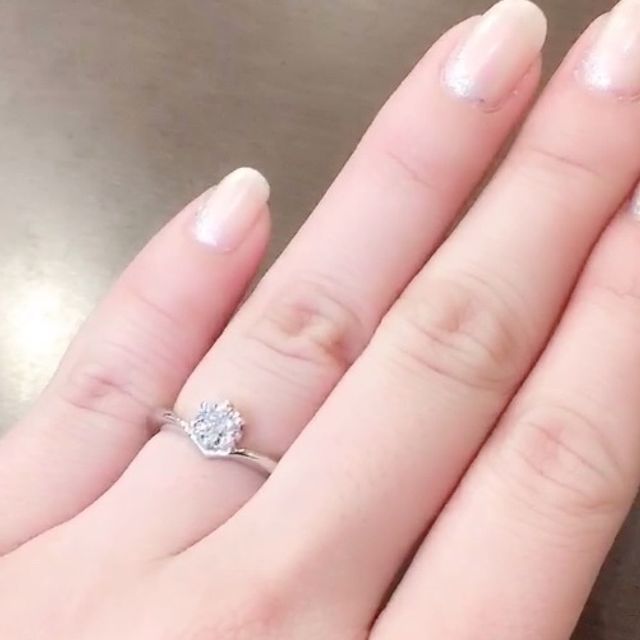 【Smith(工房スミス)の口コミ】 結婚指輪とセットで申し込みました。また、指が太いので、セミオーダーの…