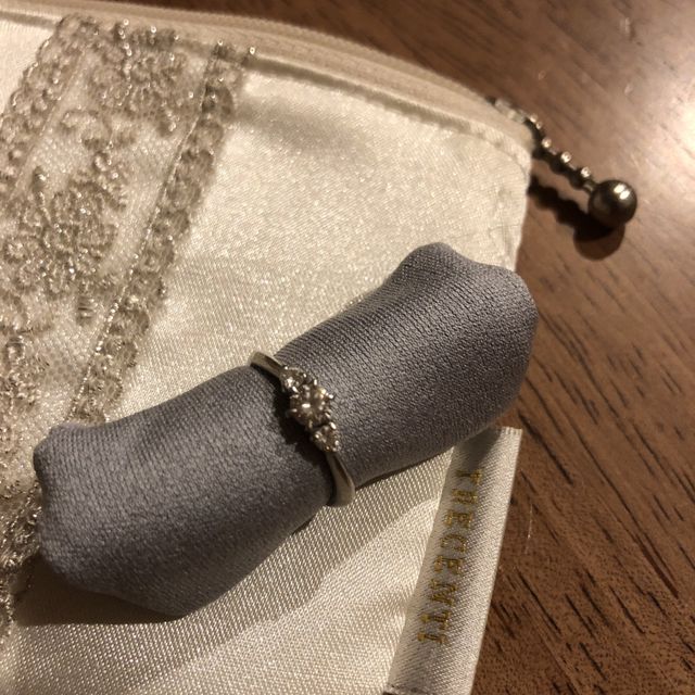 【TRECENTI(トレセンテ)の口コミ】 デザインのシンプルさ、ずっと使っていても飽きずに大切にできるもの。婚…