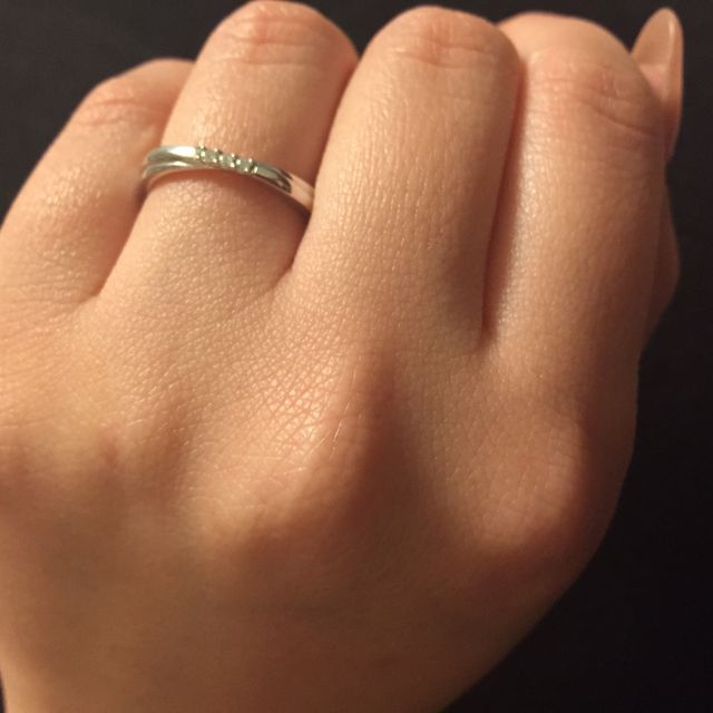 【canal4℃(カナルヨンドシー)の口コミ】 指が短く、太いので少しでもスッキリ見えるデザインがよかったのでオスス…