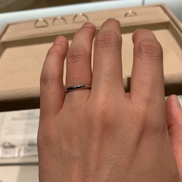 【ギンザタナカブライダル(GINZA TANAKA BRIDAL)の口コミ】 ずっとずっと付けていたいと、とにかくシンプルな飽きがこないデザインの…