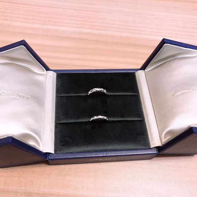 【ショーメ(CHAUMET)の口コミ】 当初結婚指輪は家事なども考えダイヤなしを考えていました。しかしあちこ…