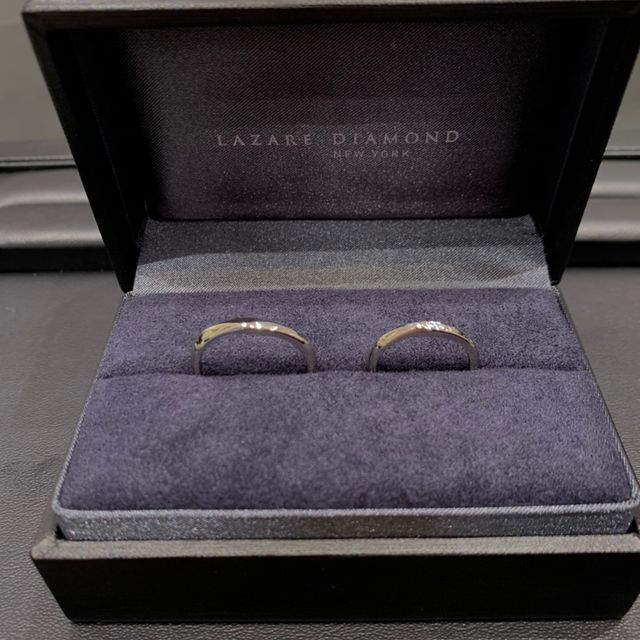 【ラザール ダイヤモンド(LAZARE DIAMOND)の口コミ】 指輪を探す条件として、ペアであること、婚約指輪との重ねがよいこと、価…