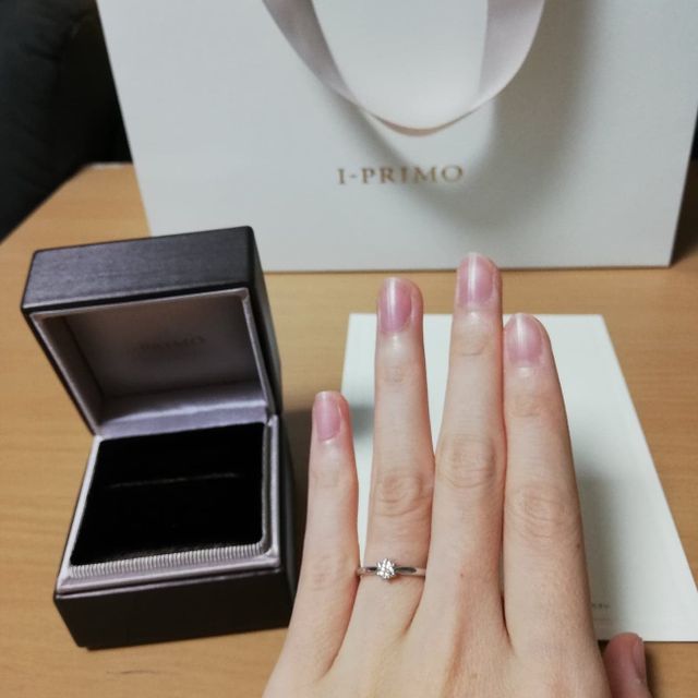 【アイプリモ(I-PRIMO)の口コミ】 普段使いができるようにとエタニティタイプの婚約指輪を探していたのです…