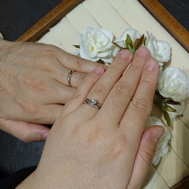 【TRECENTI(トレセンテ)の口コミ】 指輪をはめた時に着用感がまったくない。着け心地がばっちり。デザインも…