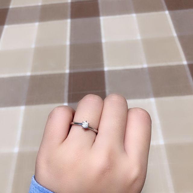 【銀座ダイヤモンドシライシの口コミ】 元々ストレートかウェーブで探していました。いくつか見せてもらいました…