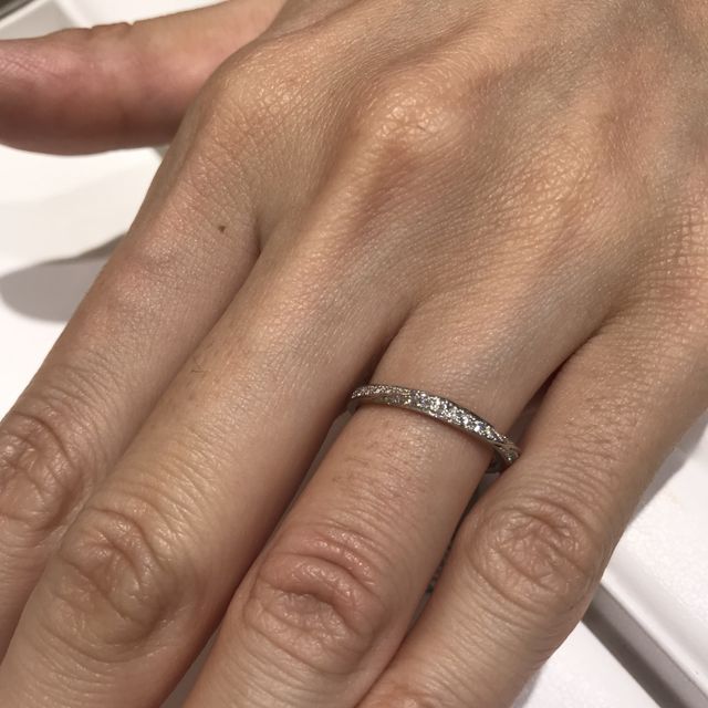 【WAKO BRIDALの口コミ】 1番はプリンセスカットのハーフエタニティが気に入りました。が、文字刻印…