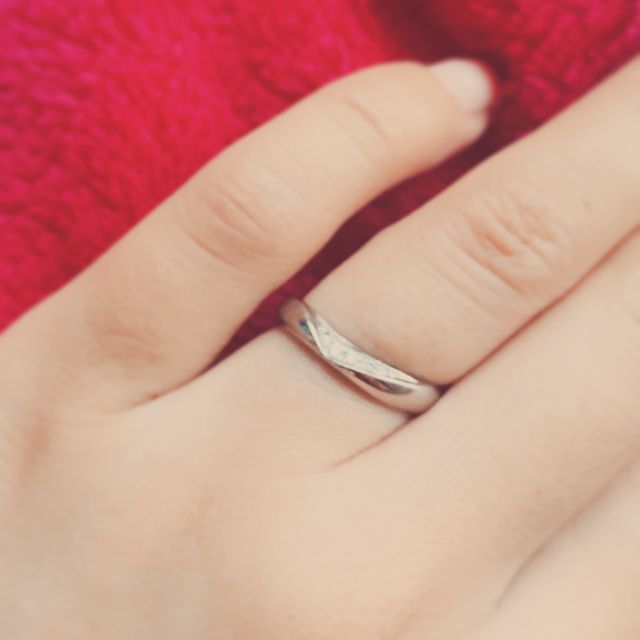【festaria bijou SOPHIA(フェスタリア ビジュソフィア)の口コミ】 結婚を決めて指輪を探していた時、困惑していました。折角だからただ細い…