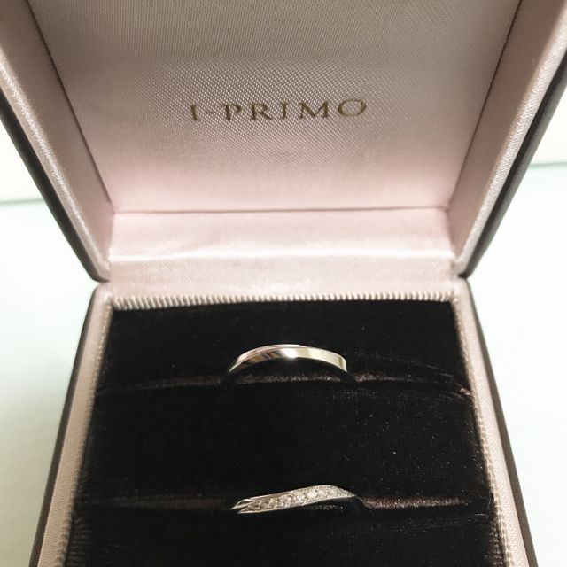 【アイプリモ(I-PRIMO)の口コミ】 I-PRIMOさんはデザイン性の高い指輪が数多く揃っています。
また、私の購…